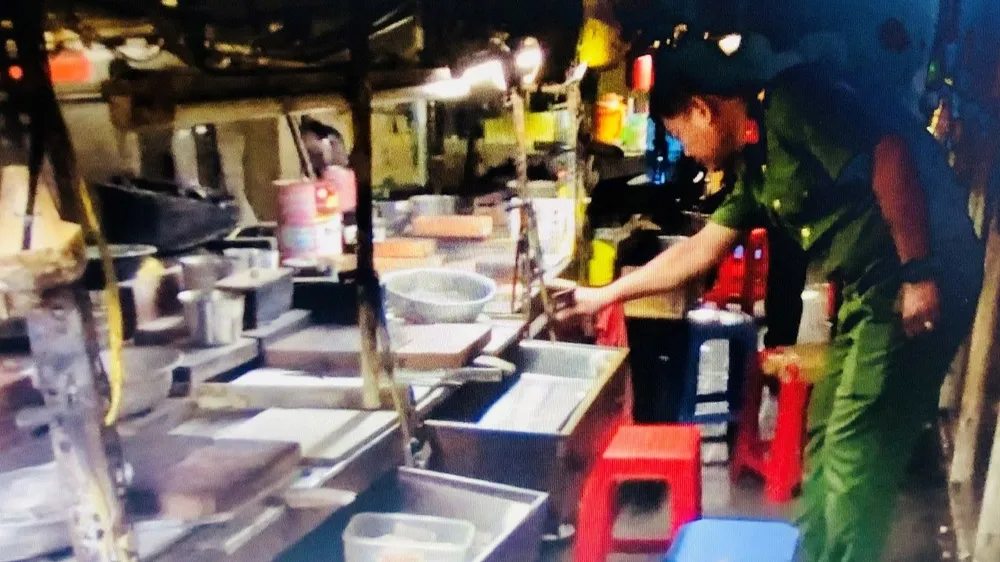 buôn lậu 19kg vàng