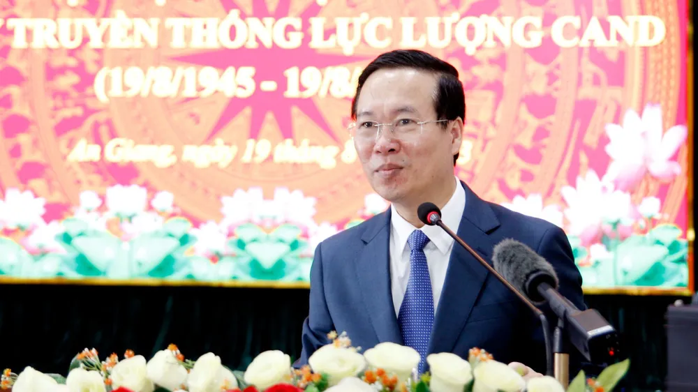 chủ tịch nước làm việc tại công an an giang