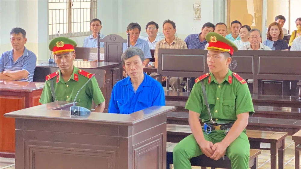 Bị cáo Phan Ngọc Phương. Ảnh: HD loi-dung-chuc-vu.jpg