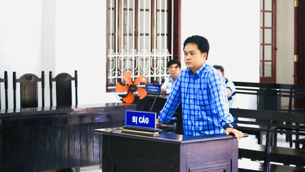 Bị cáo Lê Vũ Trường. Ảnh: HD giam-doc-lua-dao.jpg
