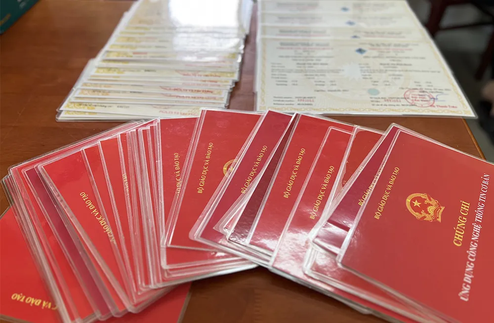 Văn bằng, chứng chỉ giả trong vụ án bang-gia.jpg