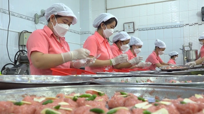 Nghề làm nem Lai Vung được vinh danh di sản văn hóa phi vật thể quốc gia