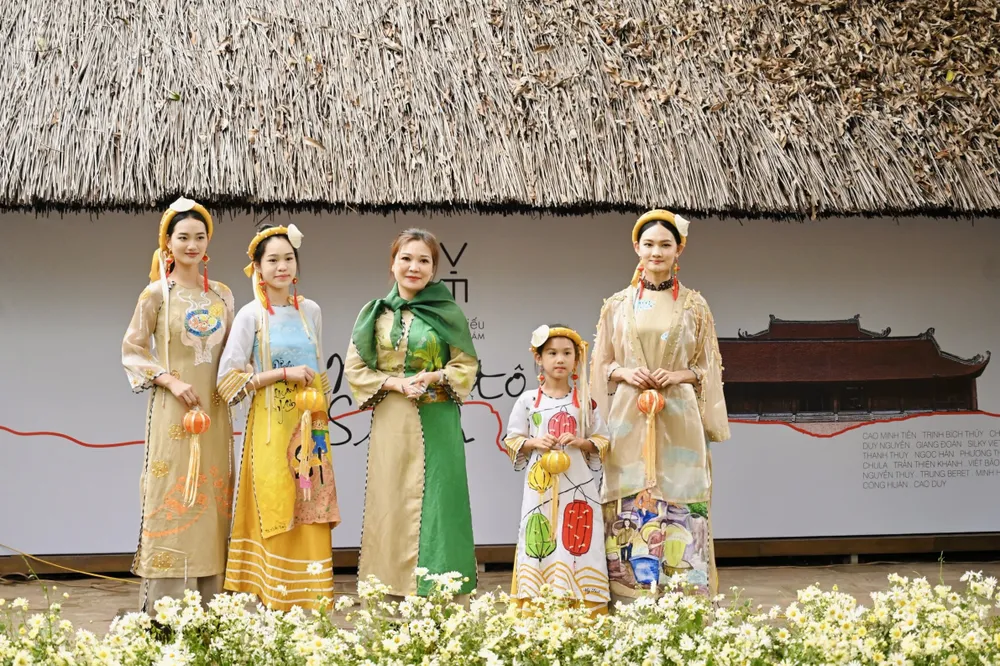 bộ sưu tập áo dài mỳ quảng