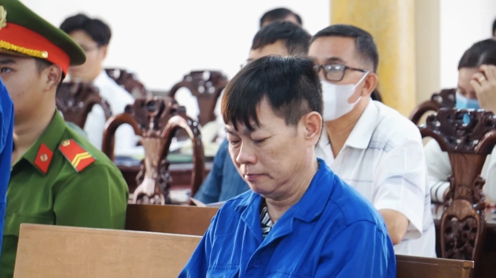 Ngô Văn Thu, tổng giám đốc Công ty Việt An tại toà hôm 26-2. Ảnh: HD Ngô Văn Thu, tổng giám đốc Công ty Việt An (An Giang) tại toà hôm 26-2-2024.