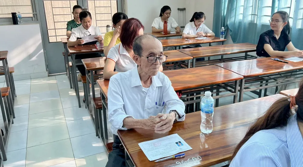 Thí sinh đặc biệt trong cuộc thi đánh giá năng lực ngoại ngữ tương đương cấp độ B1 (3/6) trong tuyển sinh đào tạo trình độ Thạc sĩ cu-ong-thac-si-can-tho-thumb.jpg