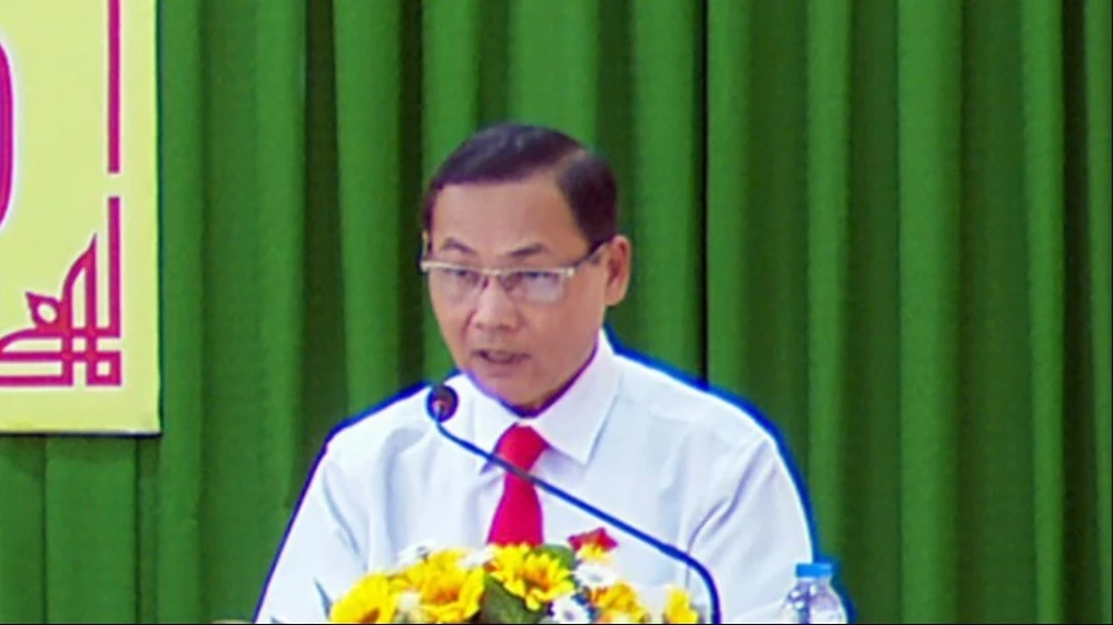 Ông Võ Văn Tỏ, Phó Bí thư Thường trực, Chủ tịch HĐND huyện Long Mỹ (tỉnh Hậu Giang) bị kỷ luật cảnh cáo. Ảnh: Châu Anh Ky-luat-chu-tich-hdnd-hau-giang.jpeg