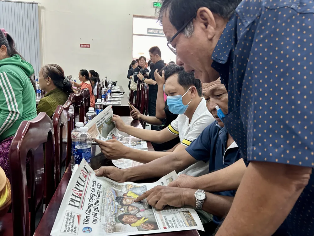 den-tren-bien-tien-giang-14.jpg
