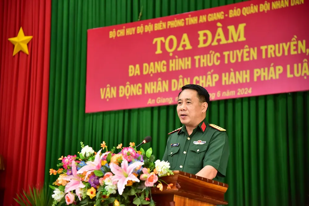 Đại tá Ngô Anh Thu, Phó tổng biên tập Báo QĐND tuyen-truyen-phap-luat-bien-gioi-Thu.jpg