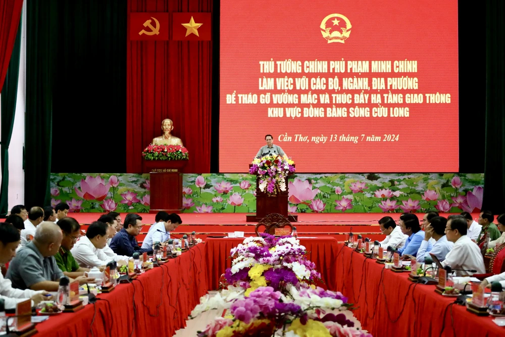 Thủ tướng Phạm Minh Chính chủ trì buổi làm việc với các Bộ, ngành, địa phương vùng để tháo gỡ vướng mắc và thúc đẩy hạ tầng giao thông khu vực ĐBSCL ha-tang-giao-thong-dbscl.jpg