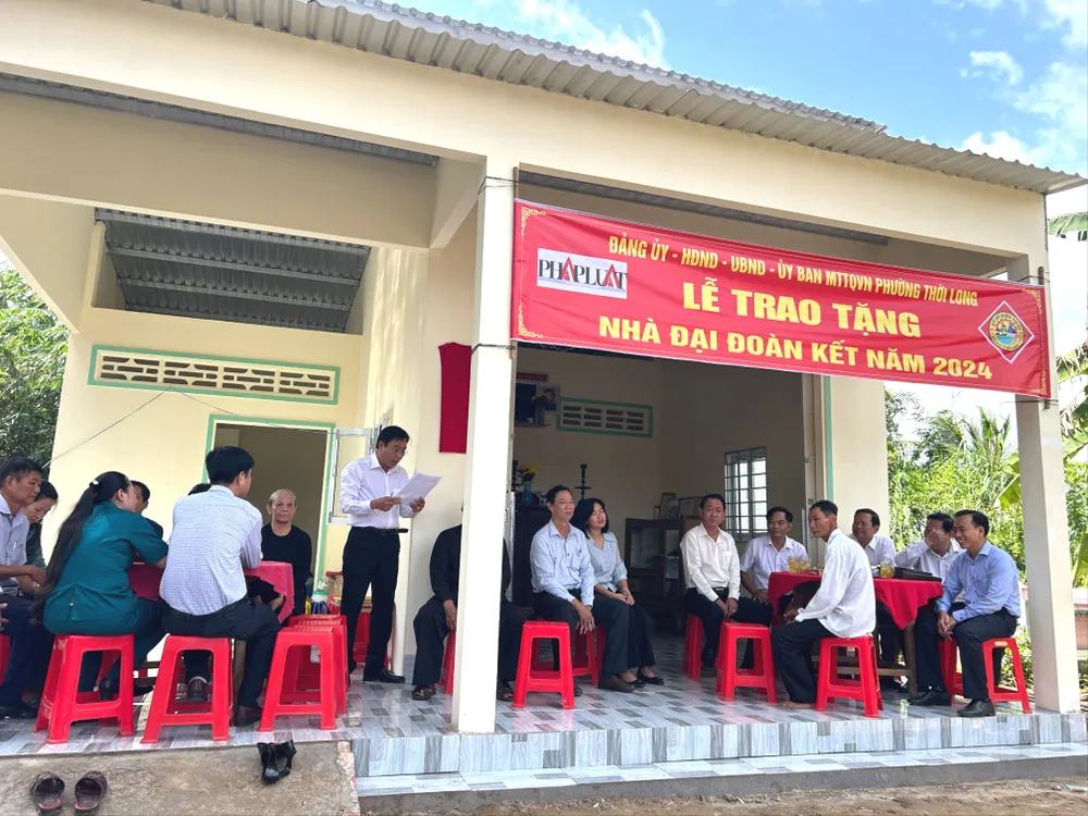 nhà đại đoàn kết