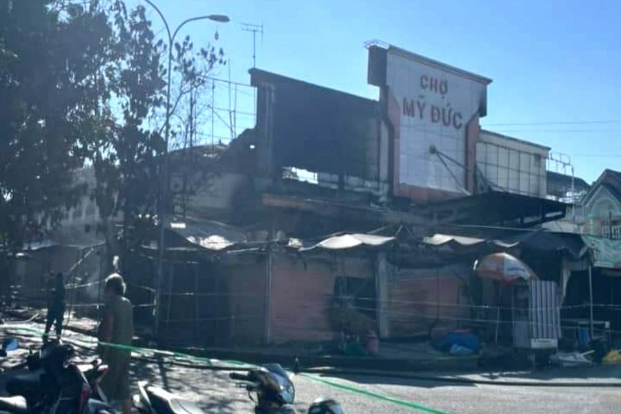 Cháy chợ Mỹ Đức ở An Giang, thiệt hại tiền tỉ