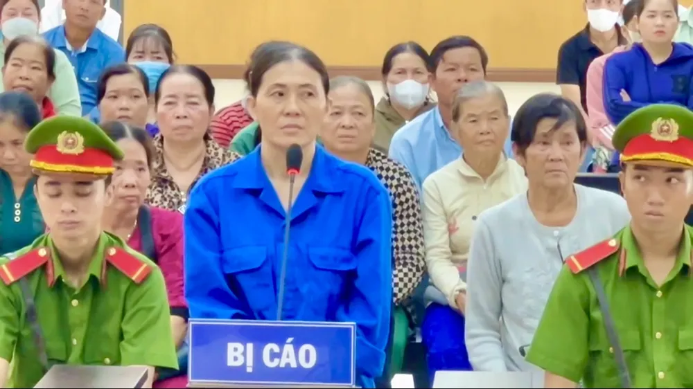 nữ chủ hụi lừa đảo chiếm đoạt tài sản.jpg