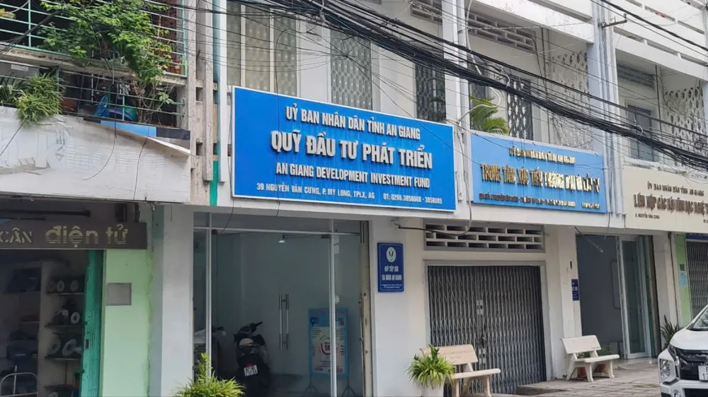 Quỹ Đầu tư Phát triển tỉnh An Giang chưa thu hồi được vốn ủy thác tại 2 dự án, công trình với tổng số vốn hơn 39 tỉ đồng. Quỹ Đầu tư Phát triển tỉnh An Giang.jpg
