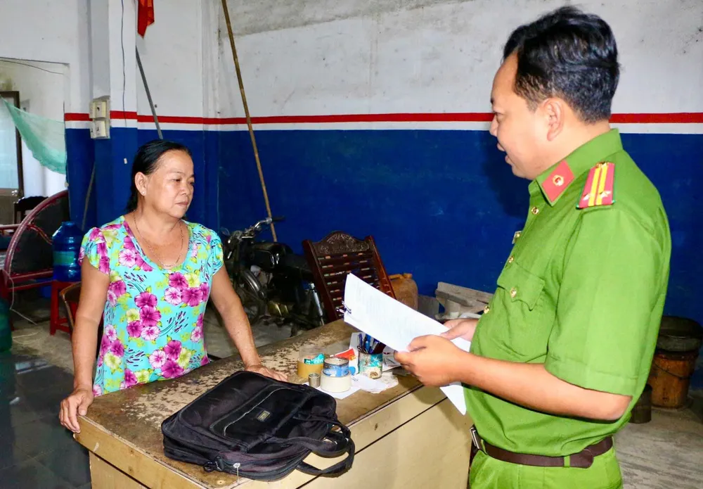 trộm 100 lượng vàng