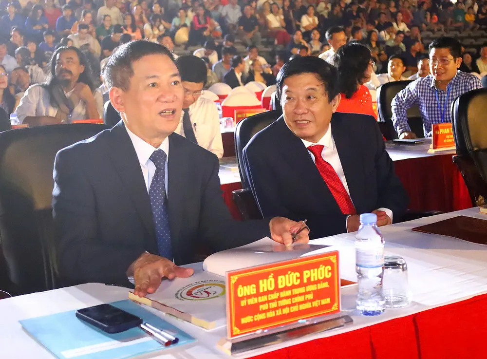 Festival Gạch Gốm Đỏ