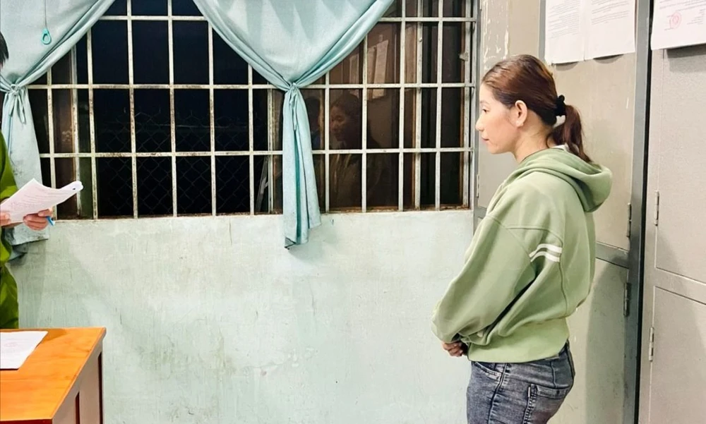 chó tiểu tiện,vĩnh long