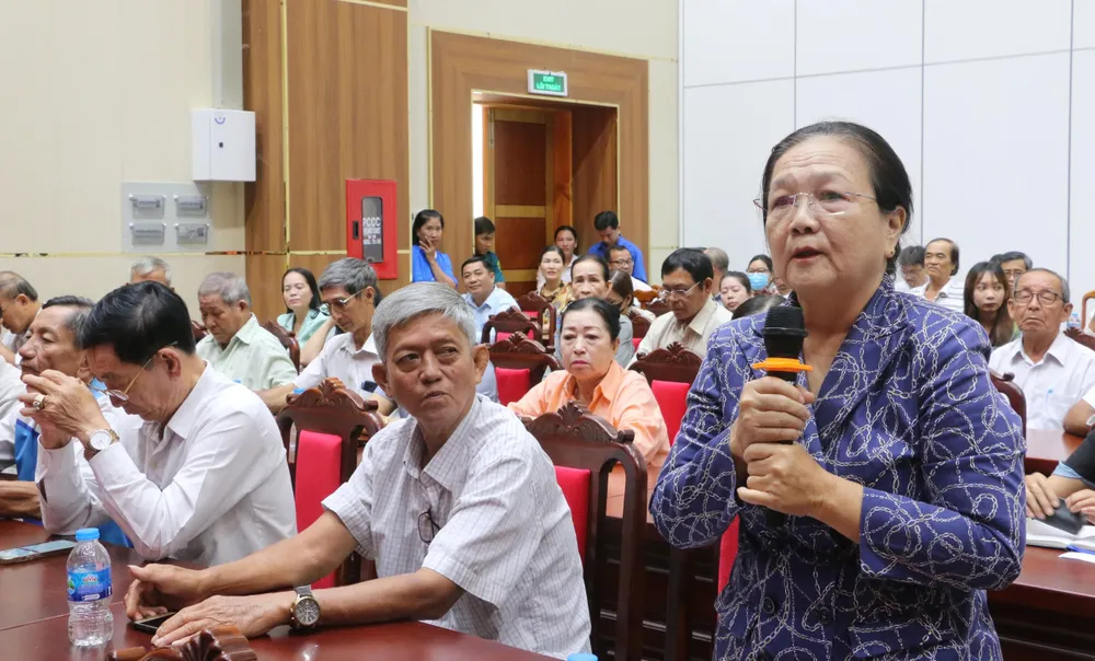 chính quyền địa phương 2 cấp,võ thị ánh xuân