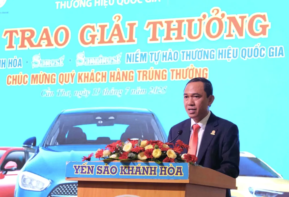 Ông Lê Đức Tiến, Phó Tổng giám đốc Công ty Yến Sào Khánh Hoà IMG_7632.jpeg