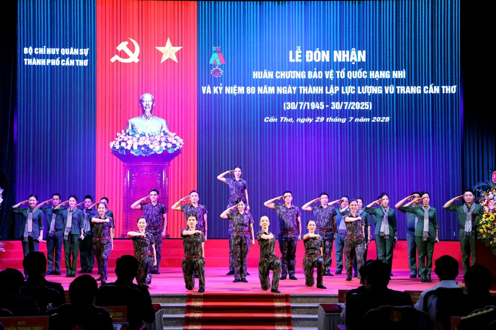 luc-luong-vu-trang-can-tho-1.jpg