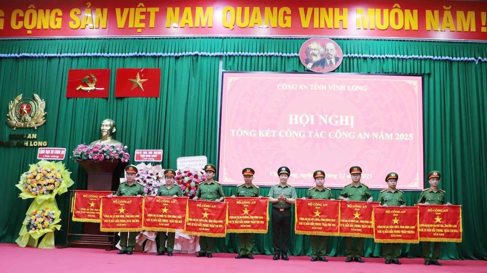 công an tỉnh vĩnh long