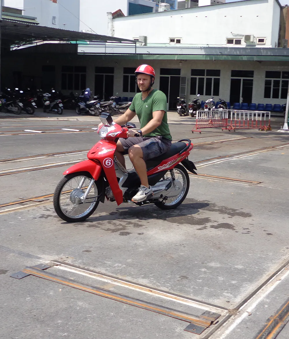 Hơn 20% thí sinh thi... rớt bằng lái xe máy ảnh 10 Hơn 20% thí sinh thi... rớt bằng lái xe máy ảnh 10