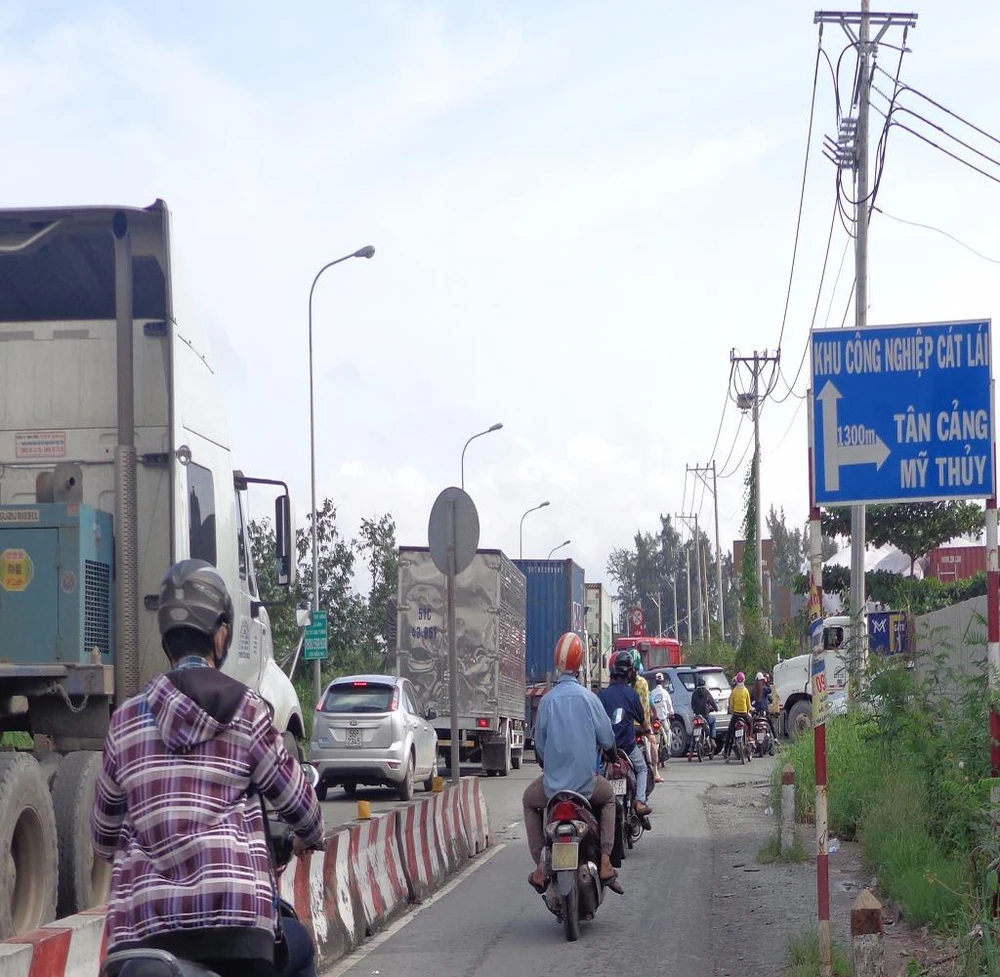 Tân Cảng-Mỹ thủy