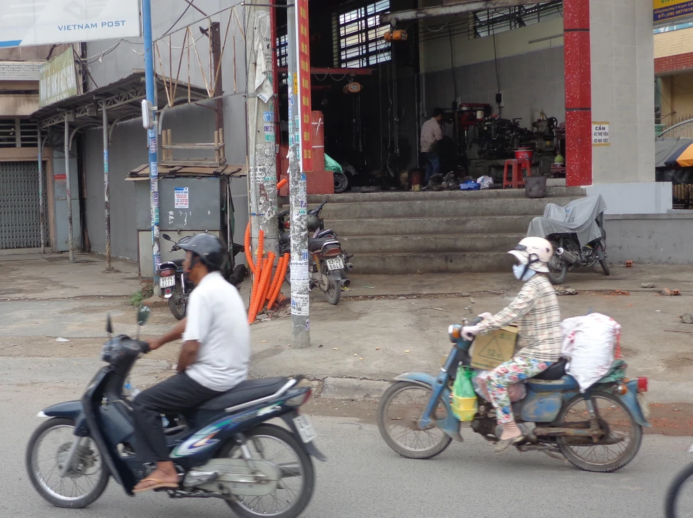 Nâng đường làm sao không gây ngập nhà dân? ảnh 5