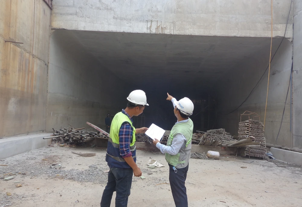 Tháng 1-2018, thông hầm chui dưới nút giao Mỹ Thủy ảnh 3