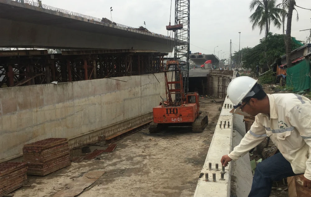 Tháng 1-2018, thông hầm chui dưới nút giao Mỹ Thủy ảnh 4