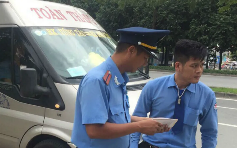 Kiểm soát chặt xe khách xuất bến dịp Tết Kỷ Hợi ảnh 5 Kiểm soát chặt xe khách xuất bến dịp Tết Kỷ Hợi ảnh 5