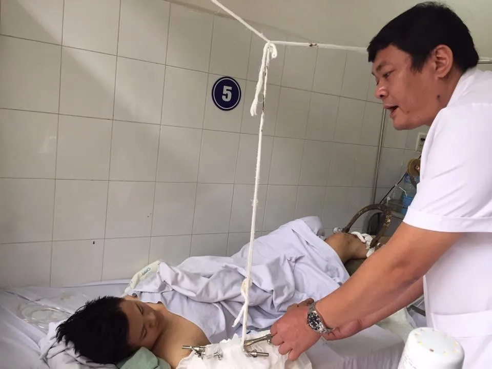 Bệnh nhân đang được thăm khám tại BV.