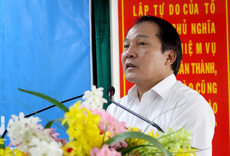 Ông Nguyễn Công Khanh – Cục trưởng Cục Hộ tịch Chứng thực (Bộ Tư pháp) cho biết P.HCM được chọn là nơi thí điểm để triển khai đồng bộ phần mềm đăng ký hộ tịch. Ảnh: LÊ THOA