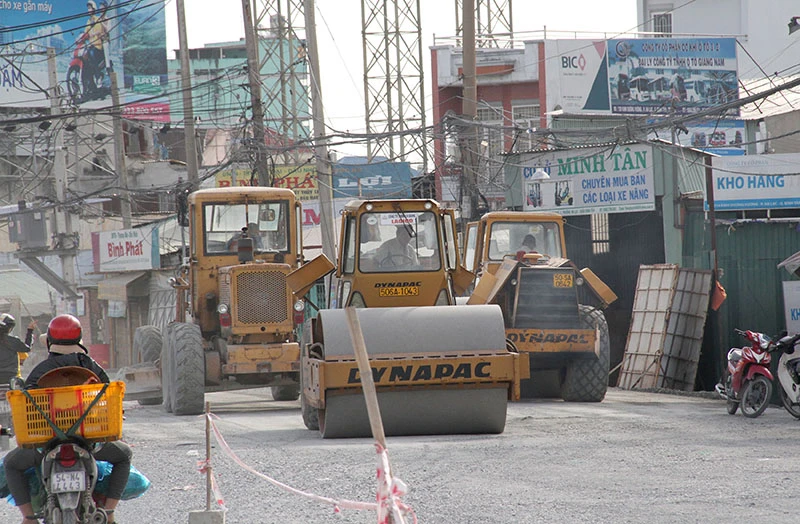 60 hộ buôn bán đóng cửa vì nâng đường Kinh Dương Vương ảnh 3