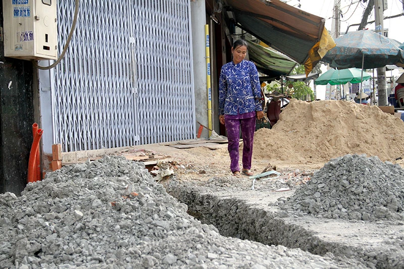 60 hộ buôn bán đóng cửa vì nâng đường Kinh Dương Vương ảnh 2