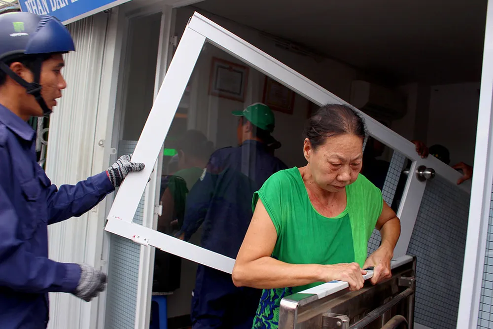 Ông Đoàn Ngọc Hải cho “cào” cả trụ sở khu phố 2 tầng ảnh 4 Ông Đoàn Ngọc Hải cho “cào” cả trụ sở khu phố 2 tầng ảnh 4