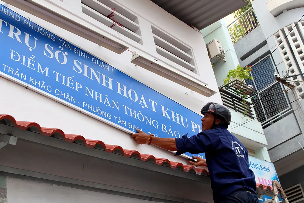 Ông Đoàn Ngọc Hải cho “cào” cả trụ sở khu phố 2 tầng ảnh 8 Ông Đoàn Ngọc Hải cho “cào” cả trụ sở khu phố 2 tầng ảnh 8