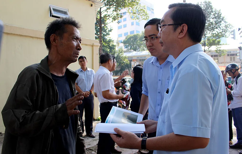 Chủ tịch UBND quận 1 nói về tâm huyết lập phố hàng rong ảnh 1