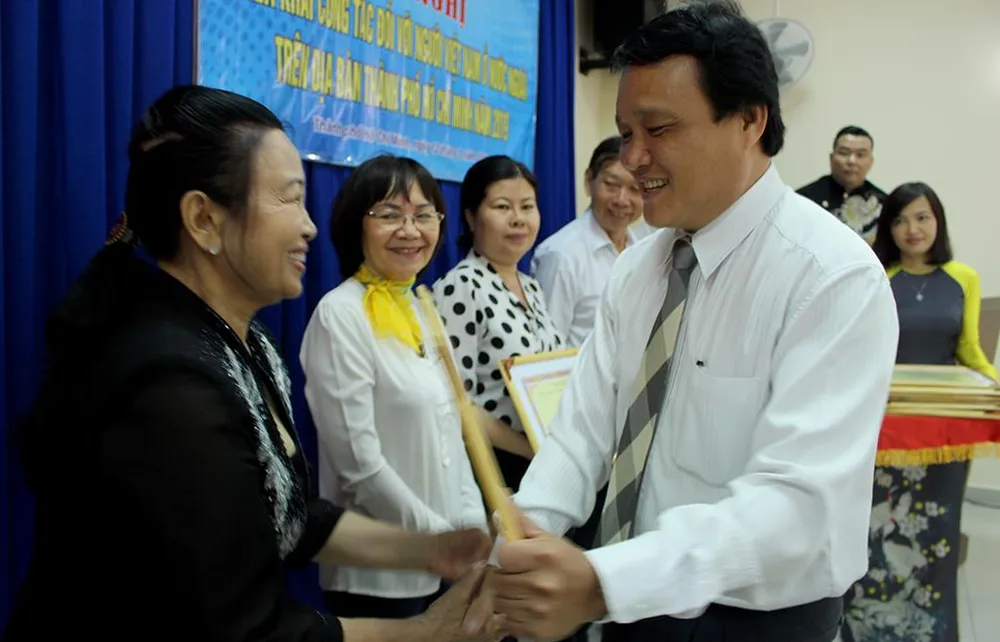 Đau đáu khi thấy Kiều bào khốn khó nơi đất khách ảnh 3