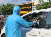 Chốt kiểm soát dịch bệnh: Đội nắng kiểm tra y tế