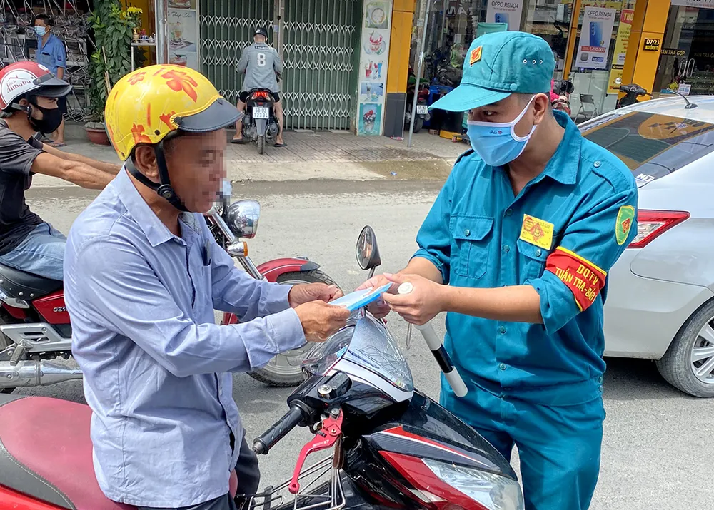 tphcm-xu-phat-khau-trang