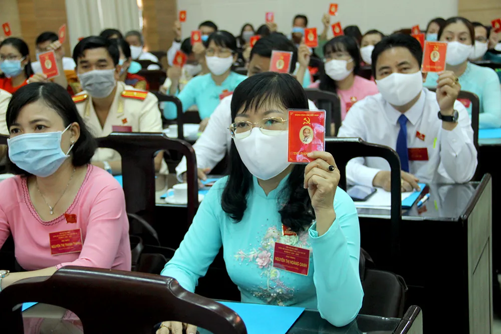 be-mac-dai-hoi-quan-binh-tan