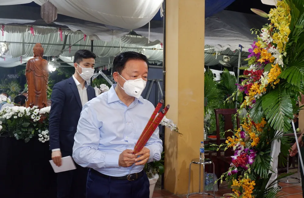 tang-le-truong-vinh-trong