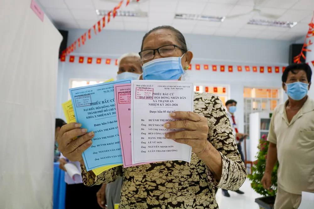 chong-dat-vo-di-bau-cu