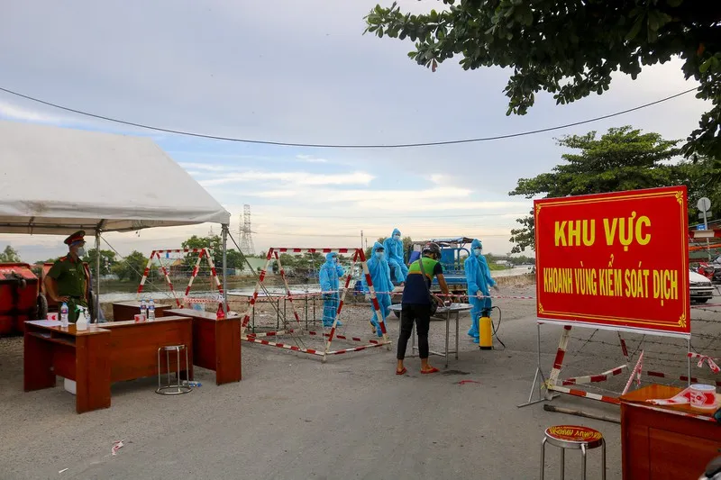 quan-8-kiem-soat-dich