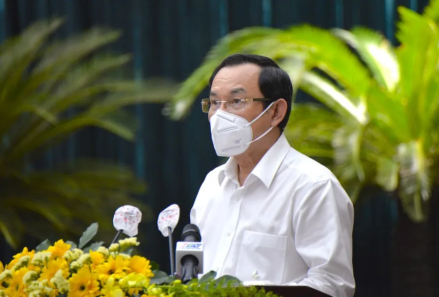 bi-thu-nen-hoi-nghi-thanh-uy