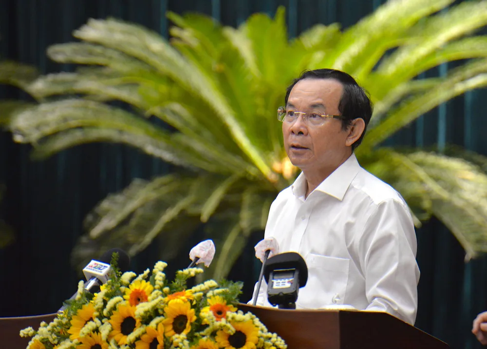 Bí thư Thành uỷ TP.HCM Nguyễn Văn Nên phát biểu tại hội nghị. Ảnh: KHÁNH TRÀ