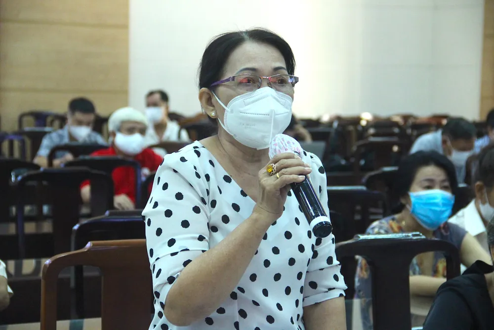 Cử tri Nguyễn Thị Tuyết, Bí thư khu phố 2, phường An Lạc, đề xuất chia tách phường. Ảnh: LÊ THOA