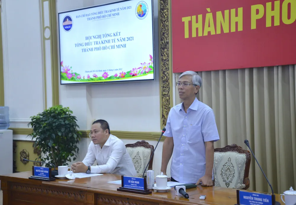 Phó Chủ tịch UBND TP.HCM Võ Văn Hoan phát biểu tại hội nghị. Ảnh: KHÁNH TRÀ