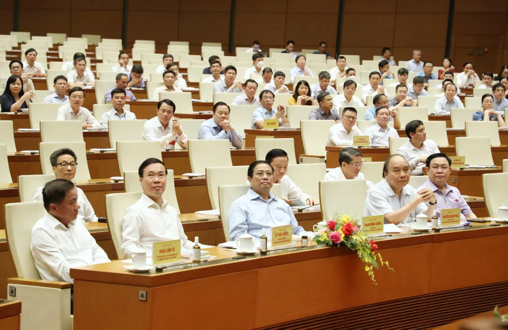 Hội nghị được kết nối trực tuyến đến 11.660 điểm cầu cấp huyện, cấp xã trên toàn quốc. Ảnh: HOÀNG HẢI Hội nghị được kết nối trực tuyến đến 11.660 điểm cầu cấp huyện, cấp xã trên toàn quốc. Ảnh: HOÀNG HẢI