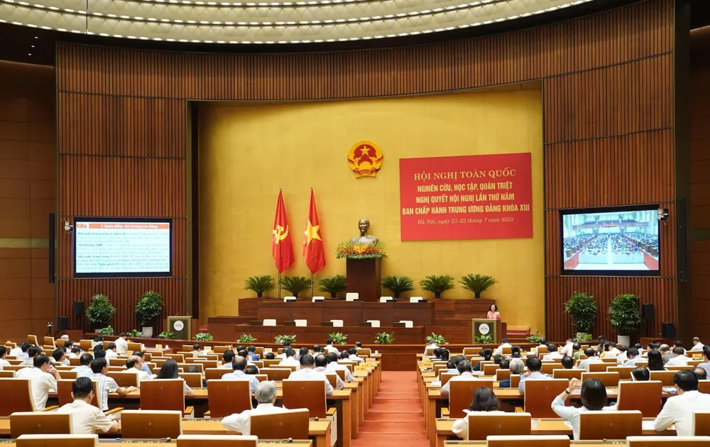 Thường trực Ban bí thư Võ Văn Thưởng đặc biệt nhấn mạnh đến Nghị quyết 21 do Trưởng ban Tổ chức Trung ương Trương Thị Mai truyền đạt. Ảnh: HOÀNG HẢI